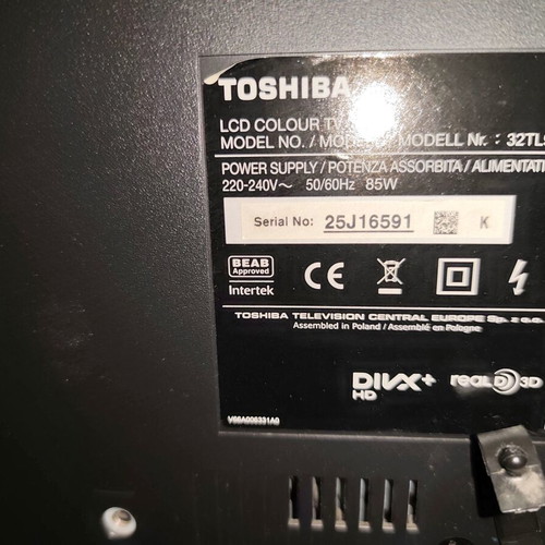 Toshiba 32'' FullHD 3D MPEG4 TV used, model 32TL933