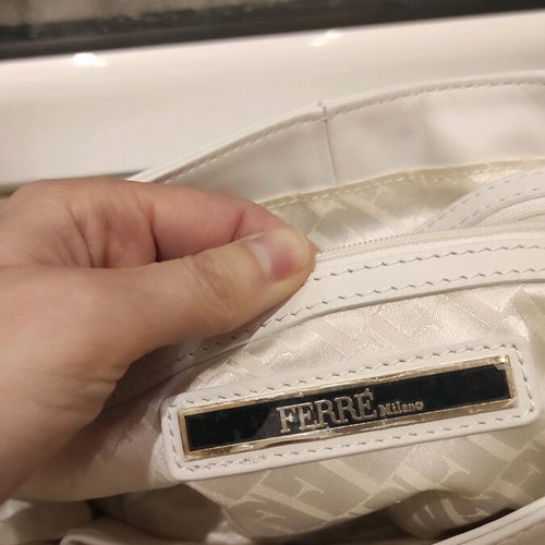 Ferré white shoulder and crossbody bag new
