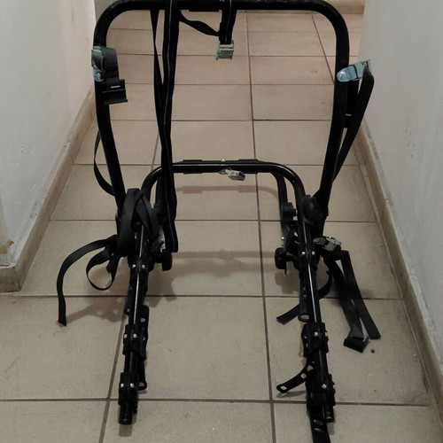 Bike rack for car trunk 3 positions used