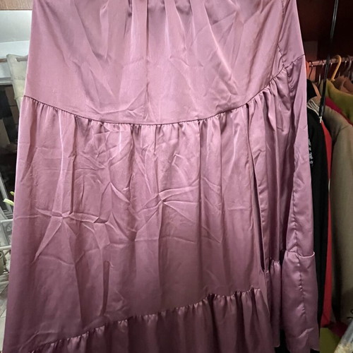 Satin skirt apricot small size like new, pink color