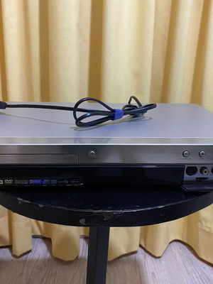 Advent DVD player HDD 250GB used with remote control