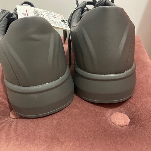 Zara men’s grey sneakers new, size 42