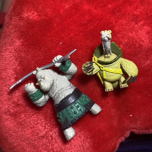 King Fu Panta figures, like new, set of two