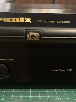 Marantz CD5000 CD player with CD Text and digital out