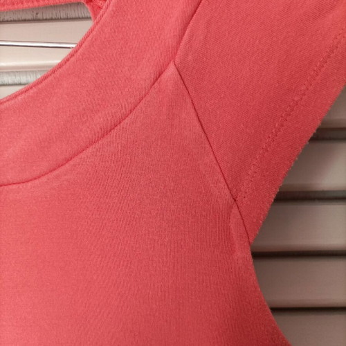 Coral top used, size L