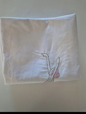 Crib sheet like new