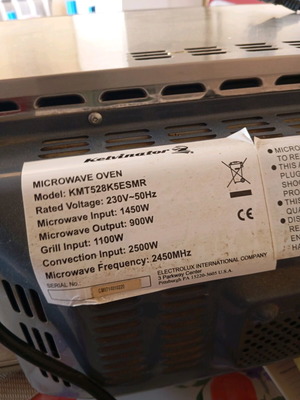 Kelvinator 24-liter convection oven with grill