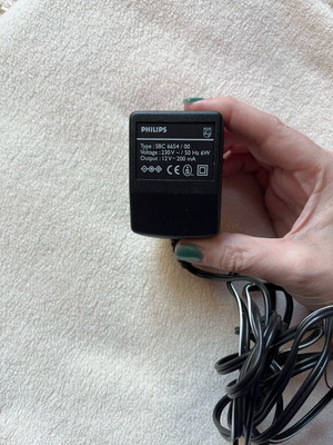 Philips charger like new