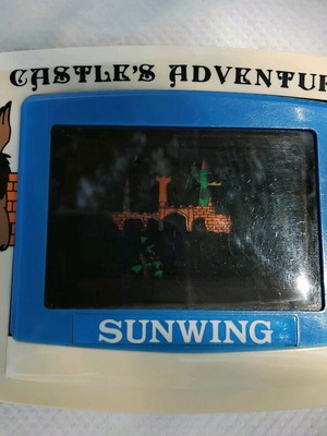 Sunwing Castle Adventure Game & Watch σε πολύ καλή κατάσταση
