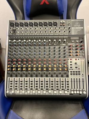 Behringer XENYX QX2442USB analog audio mixer