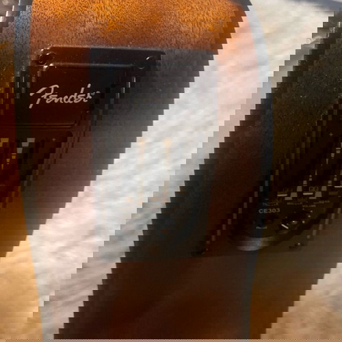 Fender electroacoustic guitar left-handed used