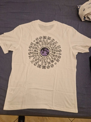 t-shirt