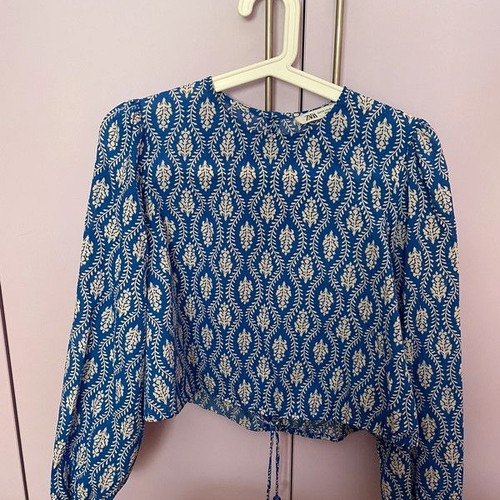 Zara printed top like new, linen, blue and white