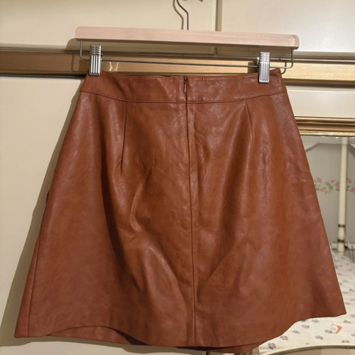 Zara mini skirt brown leatherette new with inner shorts lining