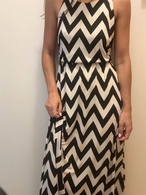 Long black and white dress used, size M