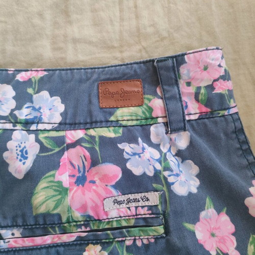 Pepe Jeans shorts used, size S, blue floral