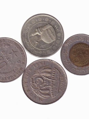Lot of 4 used coins from Iran Madagascar Mauritania