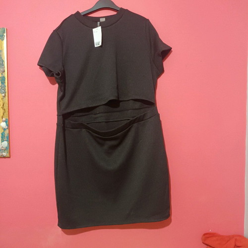 H&M black dress new with front opening, size XXL