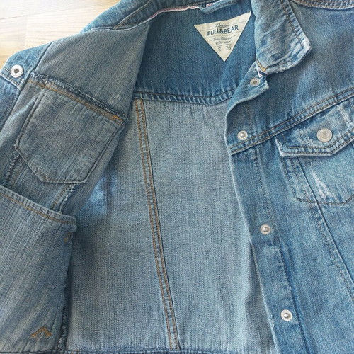 Pull & Bear sleeveless jean jacket like new, blue