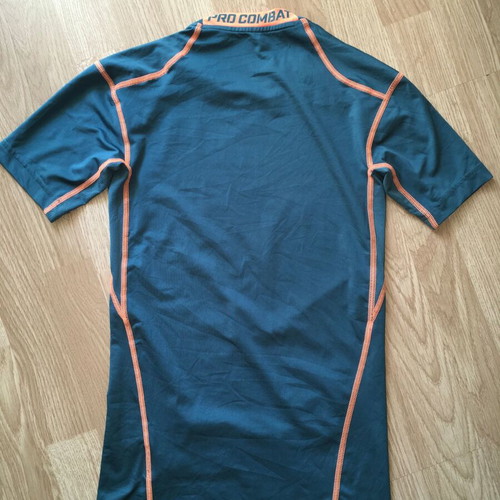 Nike Pro Combat Core Compression 2.0 shirt like new, size S