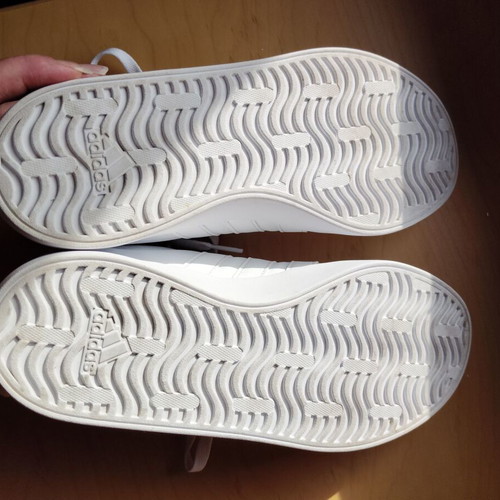 Adidas leather sneakers size 40 like new, white