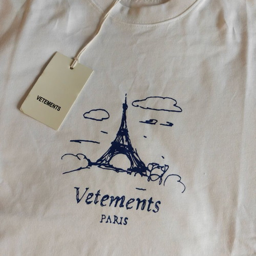 Vetements T-shirt new, size M, white