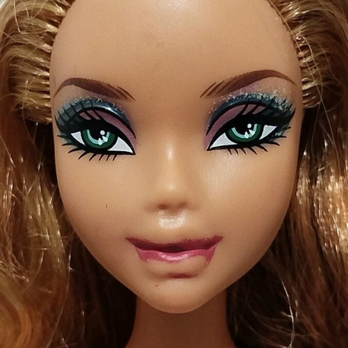 My Scene Nia doll used, very rare, nude with flaws