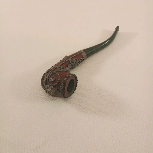 Wooden pipe used with handmade metal wire decoration