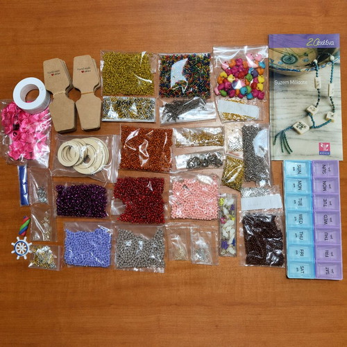 Professional Jewelry Making Set with Thousands of Pieces and Book