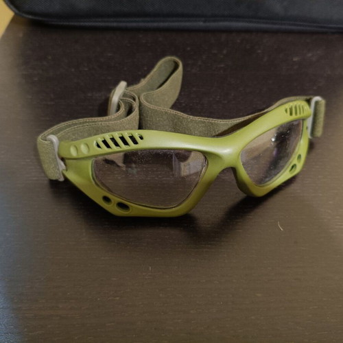 Airsoft goggles used in very good condition