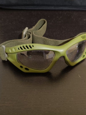 Airsoft goggles used in very good condition