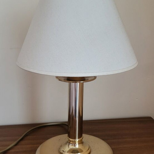 Table lamp set like new, red and white bedside lamps