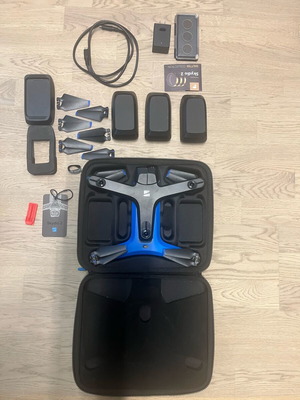 Skydio 2 used drone with 3 batteries and broken gimbal