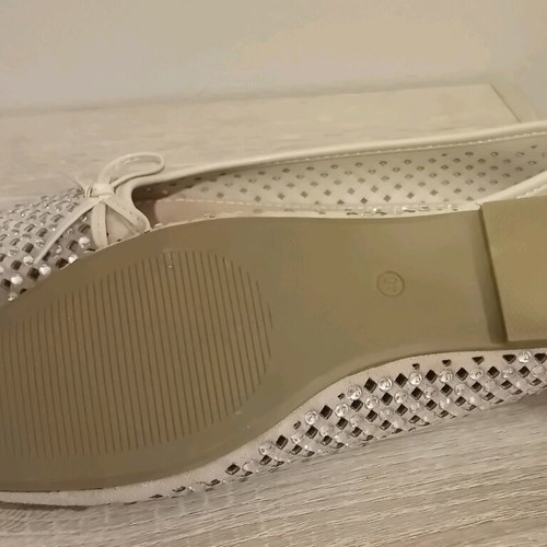 Ballerina shoes new, size 39, beige suede with rhinestones