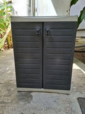 Outdoor cabinet used 70x90x39 cm