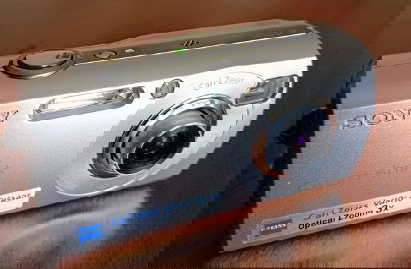 Sony Cyber-shot DSC-S40 – Σαν καινούργια!