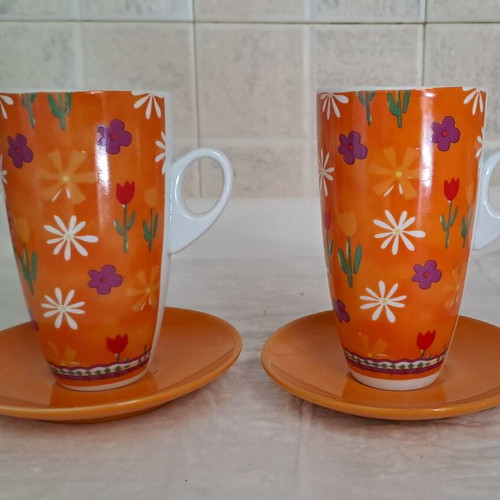 Set of mugs like new, 300 mL capacity