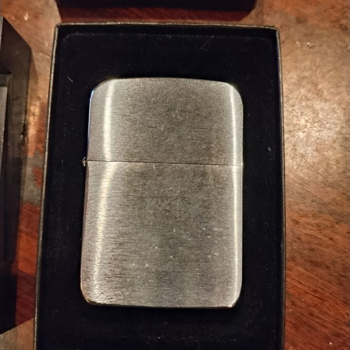 Zippo lighter set 2 pieces Brush Finish Chrome 1998 & 1941 Vintage Replica Chrome