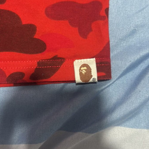 Aape By A Bathing Ape® red short-sleeve shirt like new, size Large
