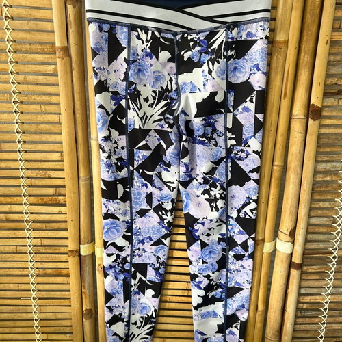 Nike floral print training leggings size L