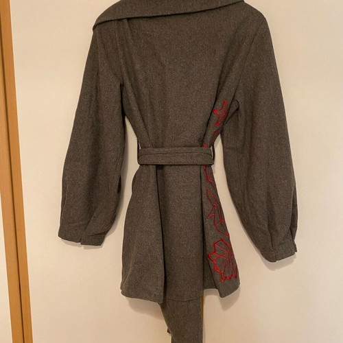 Ringspun coat like new, gray, size L, 50% wool 50% polyester
