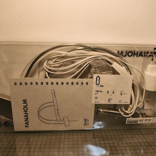 IKEA FANAHOLM lamp new for paintings and artwork