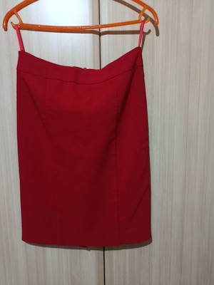 Paranoia red skirt S/M with back slit