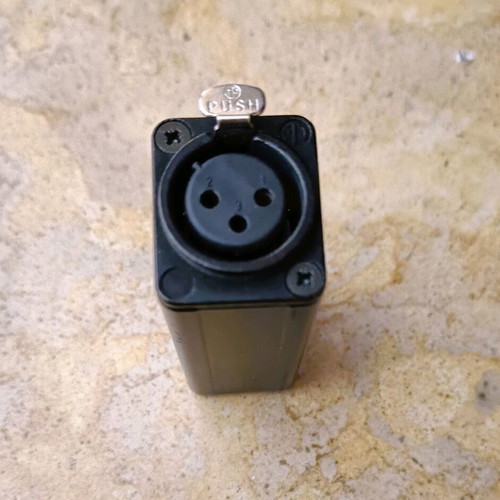 Neutrik NA2F-D2B-TX adapter like new