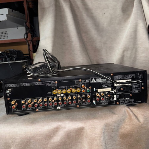Carver C-15v Audio/Video Preamplifier like new