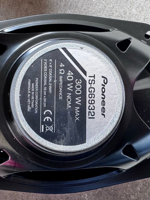Pioneer Oval Speakers Like New