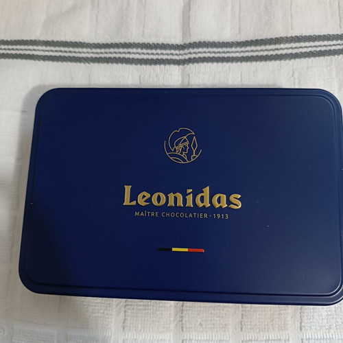 Metal storage box like new, blue, 20x13x3 cm