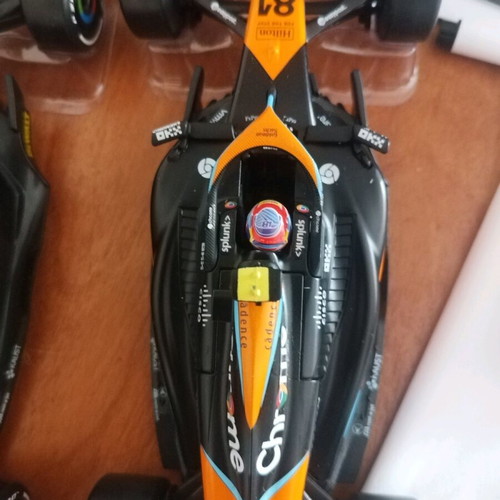 McLaren MCL60 - Oscar Piastri, Lando Norris (1/24) πακέτο