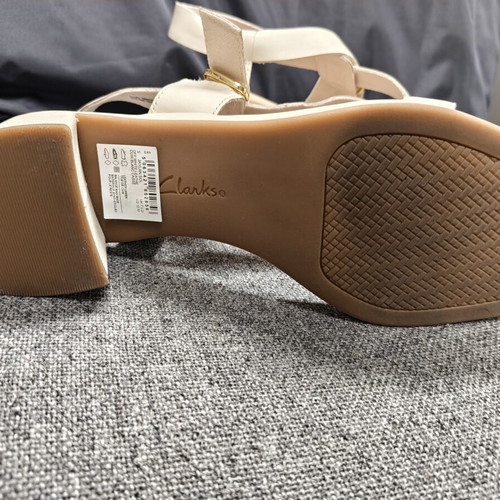Clarks sandals like new, beige, size 41