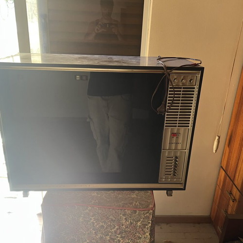 Century Explorer Antique Television Like New, Circa 1970–1972